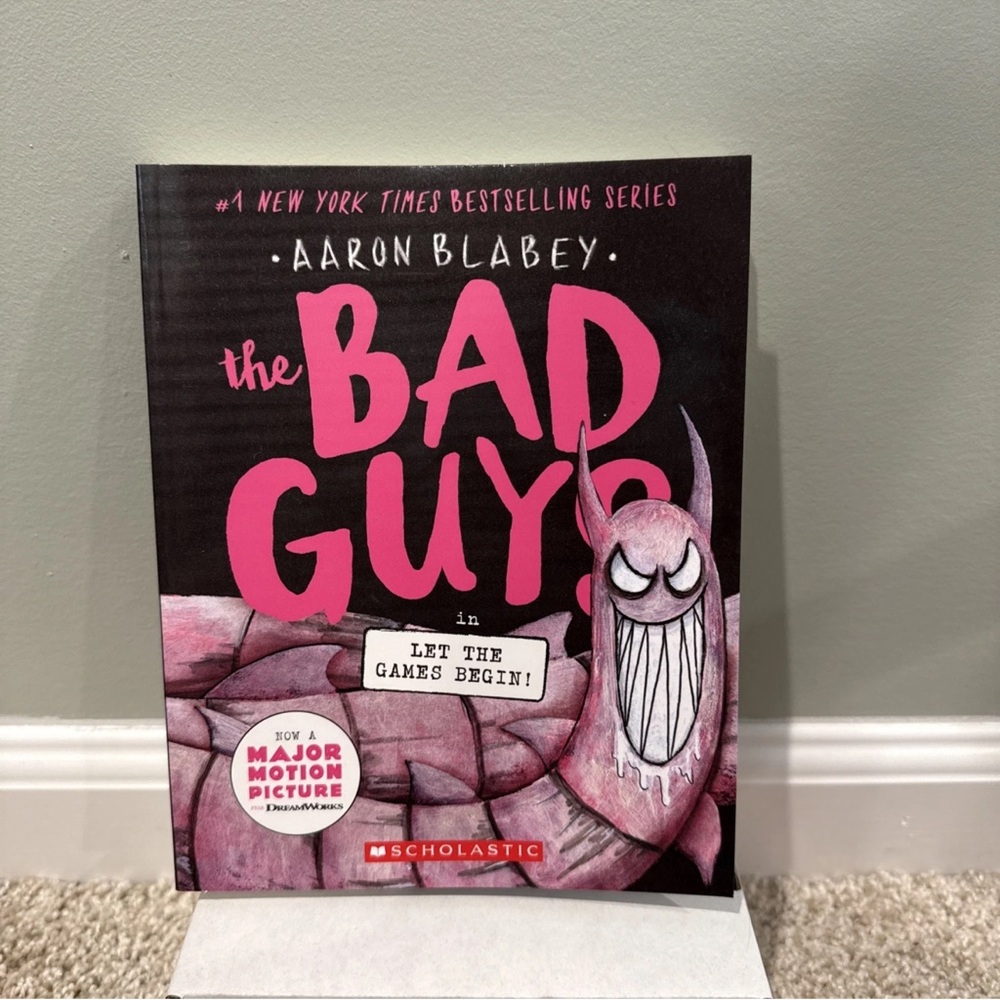 Bad Guys in Let the Games Begin! (the Bad Guys #17) by Aaron Blabey